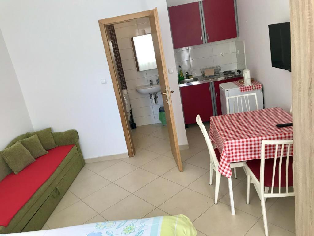 Apartment Ally Crikvenica Exterior foto